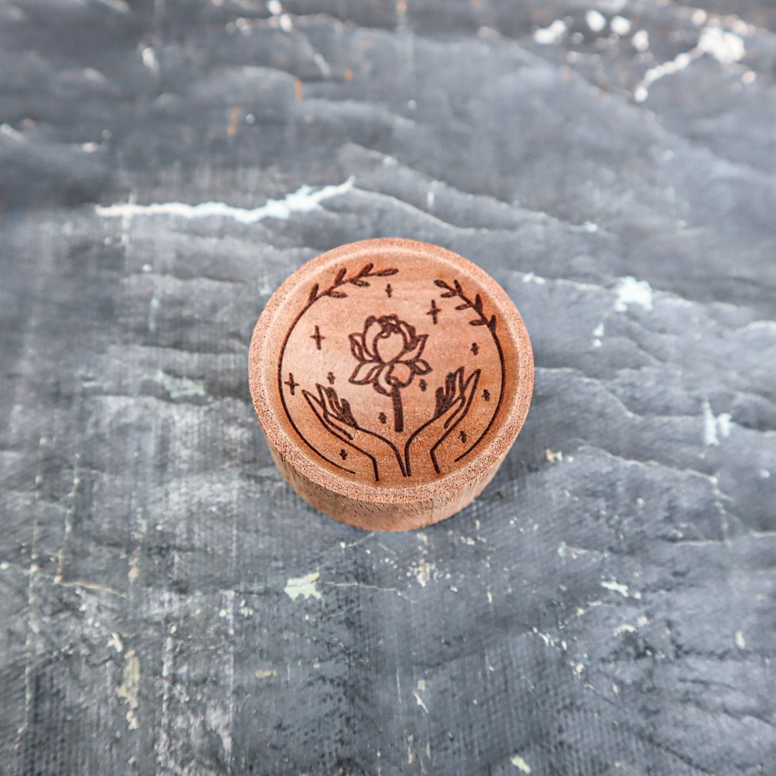 Hand Rose - Wooden Essential Oil Diffuser for Car-2