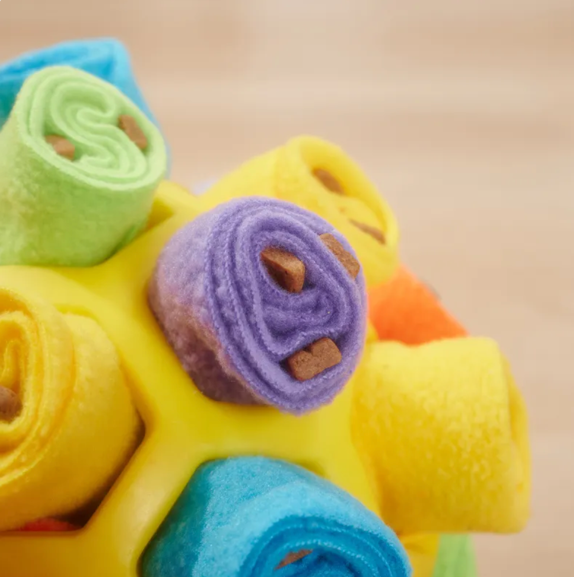 Smart Sniffing Fun Ball